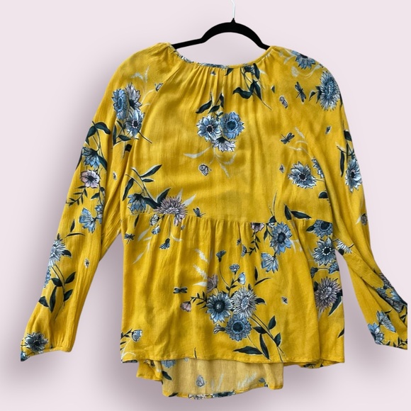 Old Navy Flowy Boho Floral Long Sleeved Blouse - Picture 7 of 9
